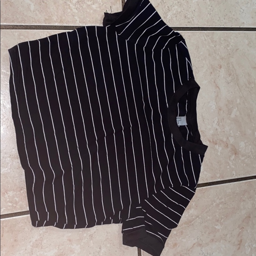 Black and white stripped top
